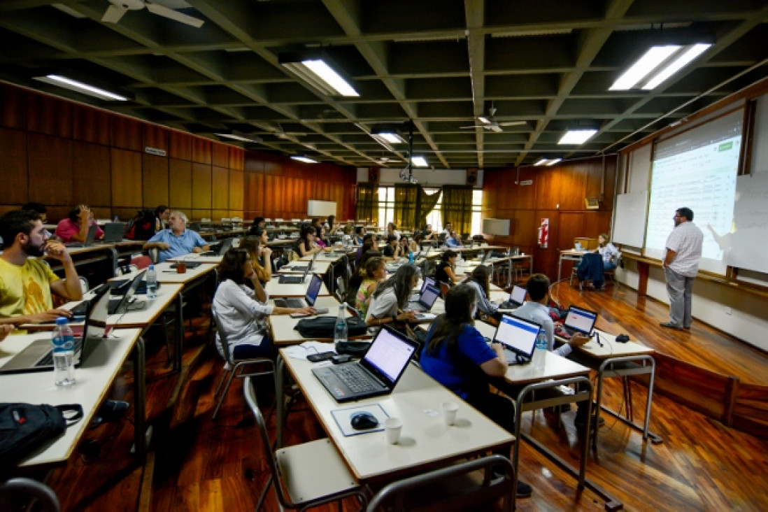 imagen Con cupo lleno se realizó el taller de libros electrónicos