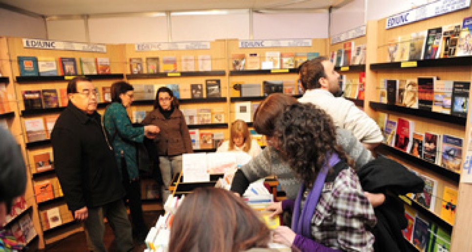imagen La Ediunc suma nuevas publicaciones en la Feria del Libro